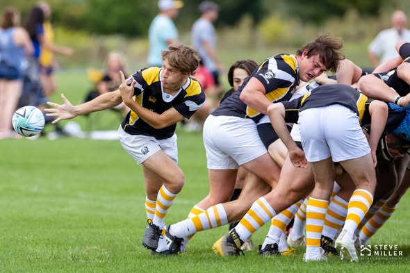 Mizzou players clear the ball from the base of a ruck against the Columbia Outlaws